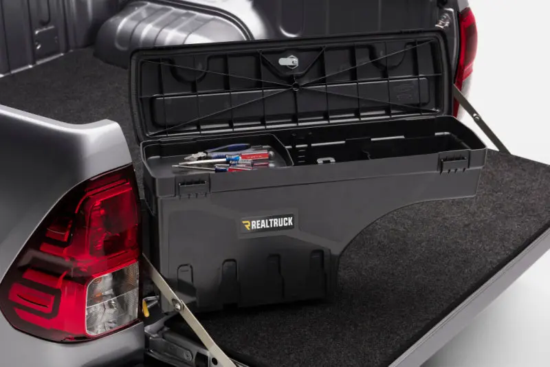Undercover 07-20 Toyota Tundra Drivers Side Swing Case - Black Smooth 1