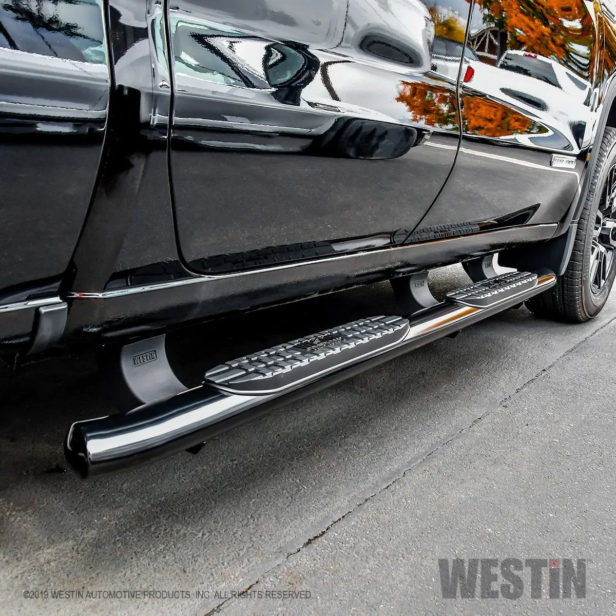 21-24125  -  Pro Traxx 4 Oval Nerf Step Bars; Black Powdercoat; Incl. Mount Kit And Hardware; 1