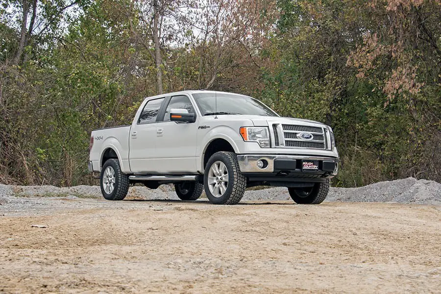 56840 - 2 Inch Lift Kit - M1 Struts/M1 - Ford F-150 4Wd (2009-2013) 1