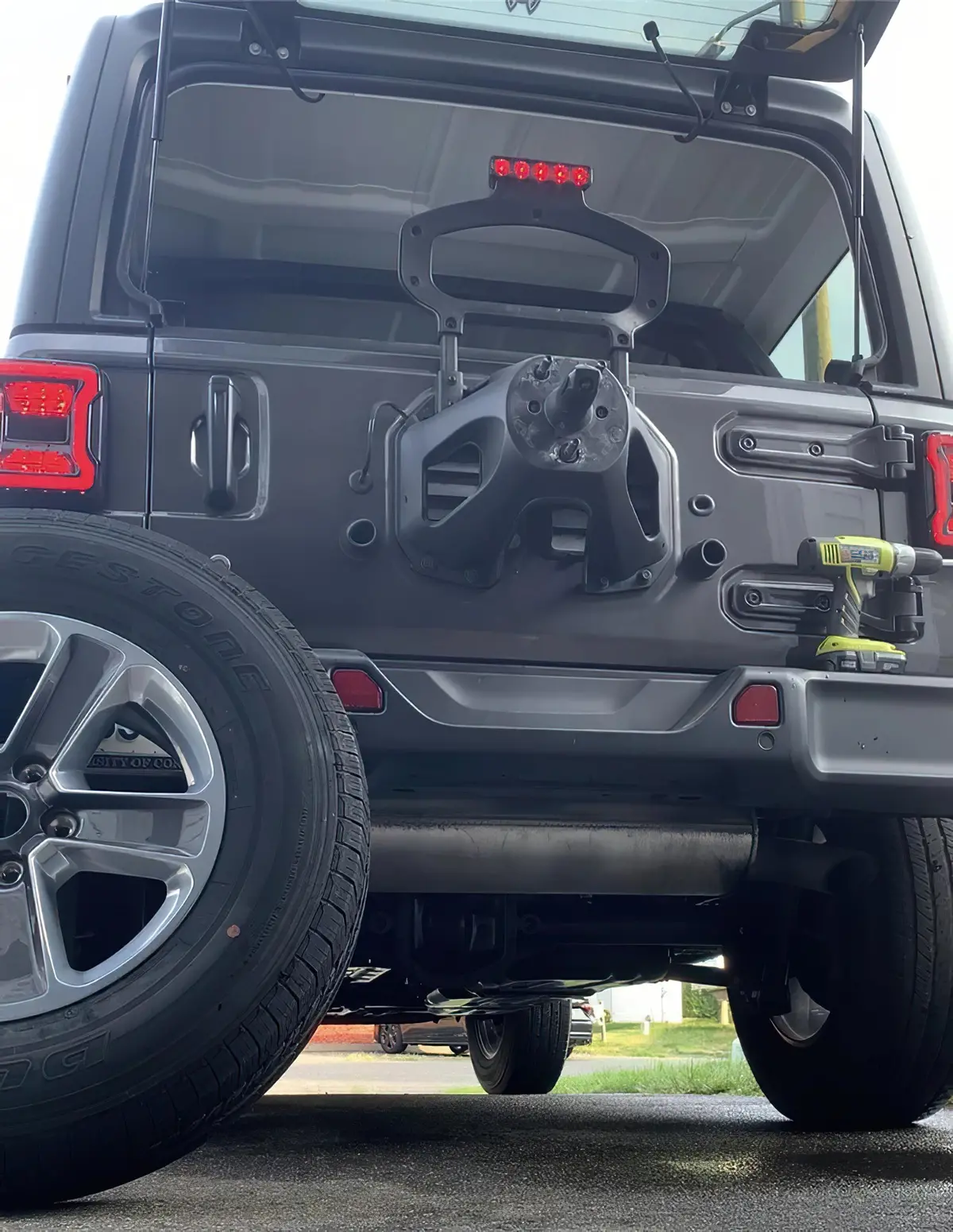 5852-504  -  Oracle Lighting Jeep Wrangler Jl ?Black Series Led Tail Lights 1