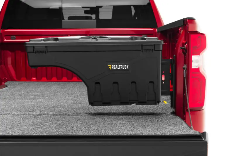 Undercover 07-18 Chevy Silverado 1500 (19 Legacy) Passengers Side Swing Case - Black Smooth 1