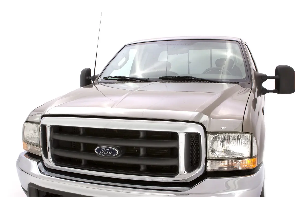 622067  -  Aeroskin Hood Protector - Chrome 1