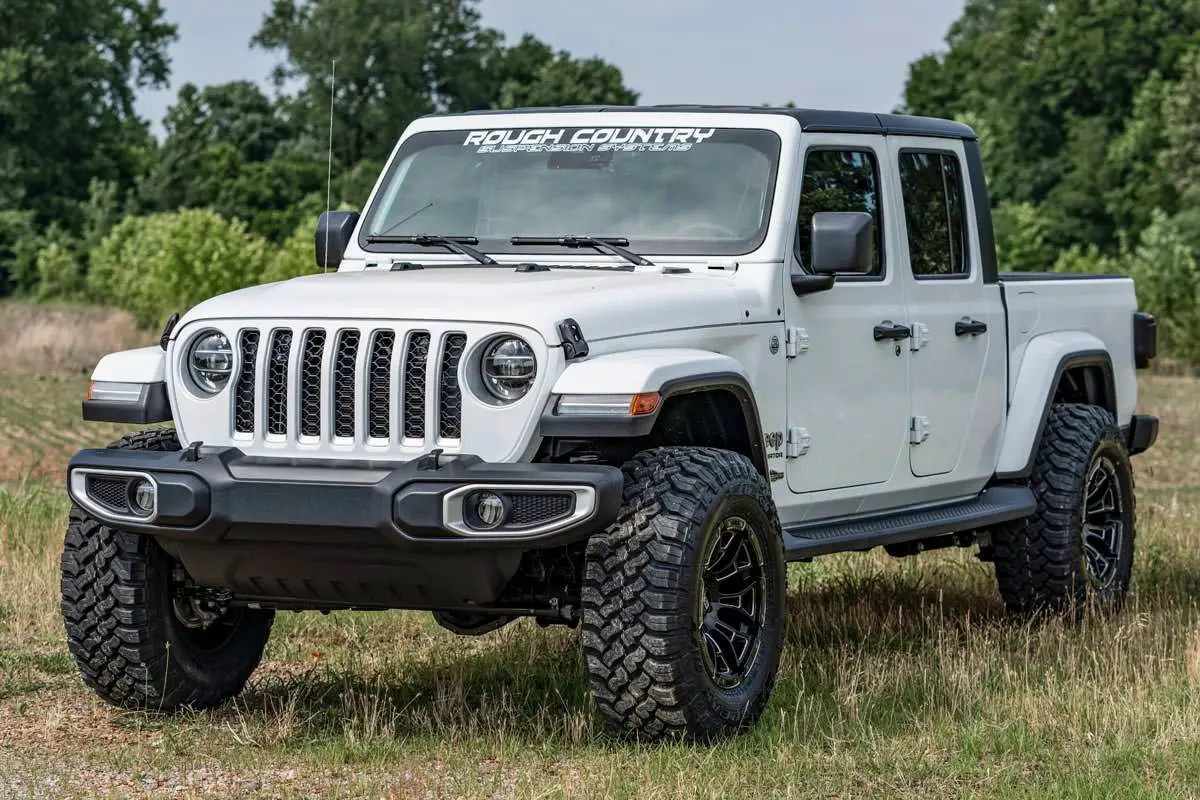 64870  -  2.5 Inch Leveling Kits - Springs - V2 - Jeep Gladiator Jt 4Wd (2020-2023) 1