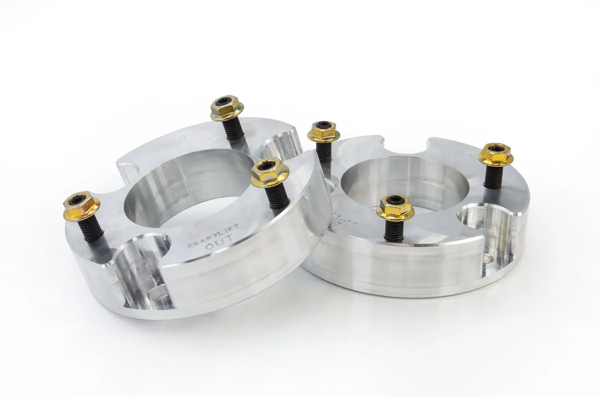Readylift 2015-2018 Ford F150 2.25'' Leveling Kit 1