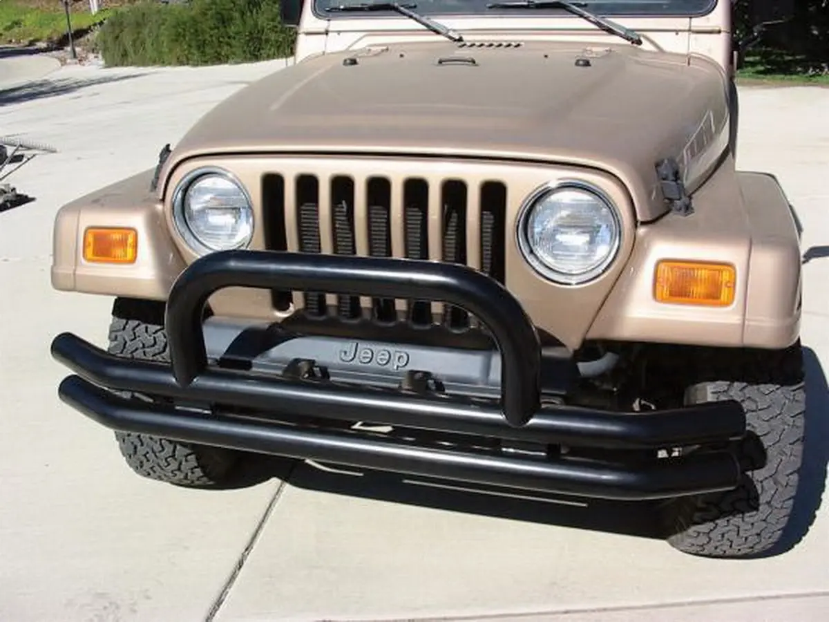 8620 - Double Tube Bumper Black - Front With Hoop 1