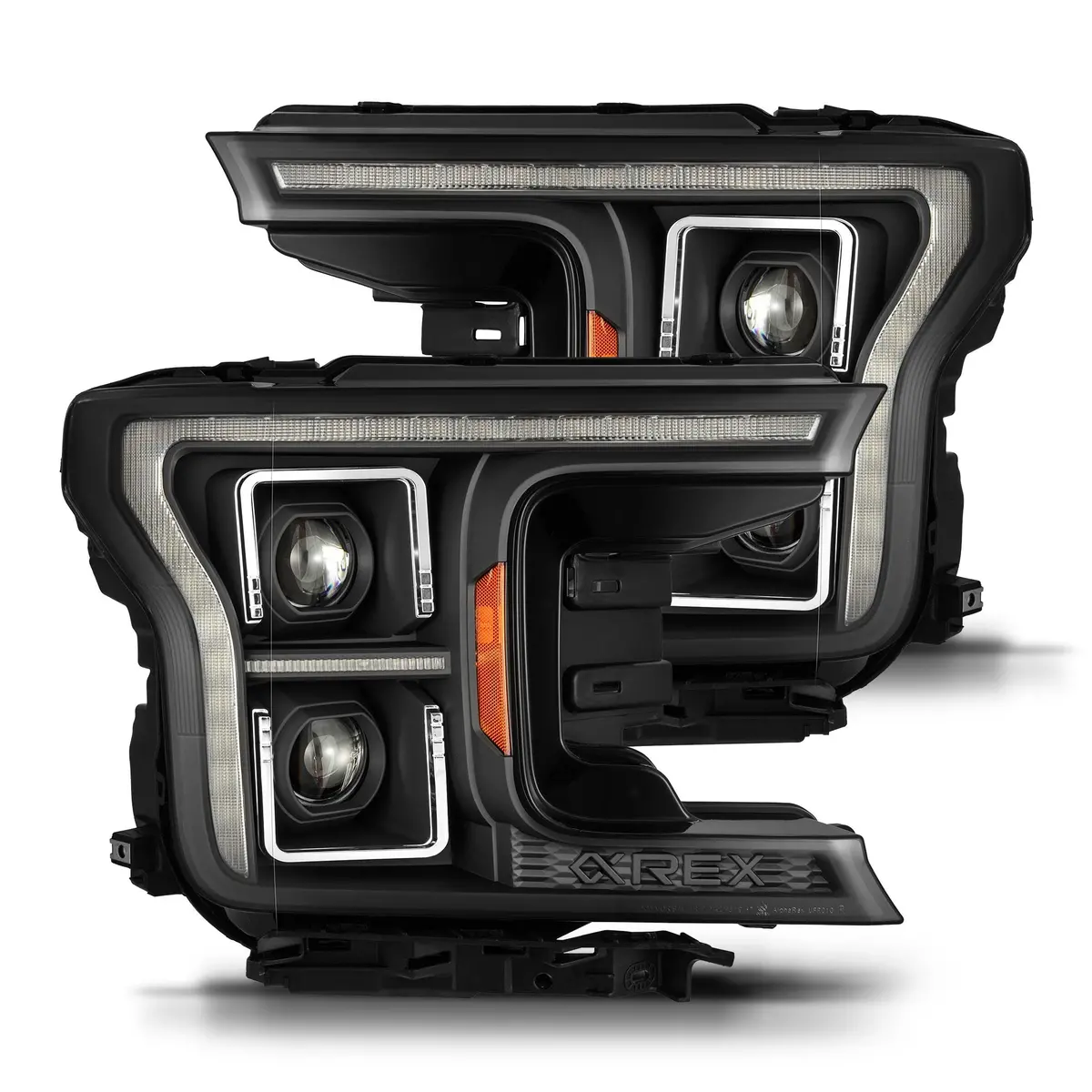 880250  -  Luxx-Series Projector Headlights 1