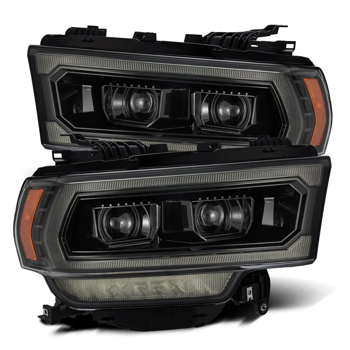 880549  -  Luxx-Series Projector Headlights 1