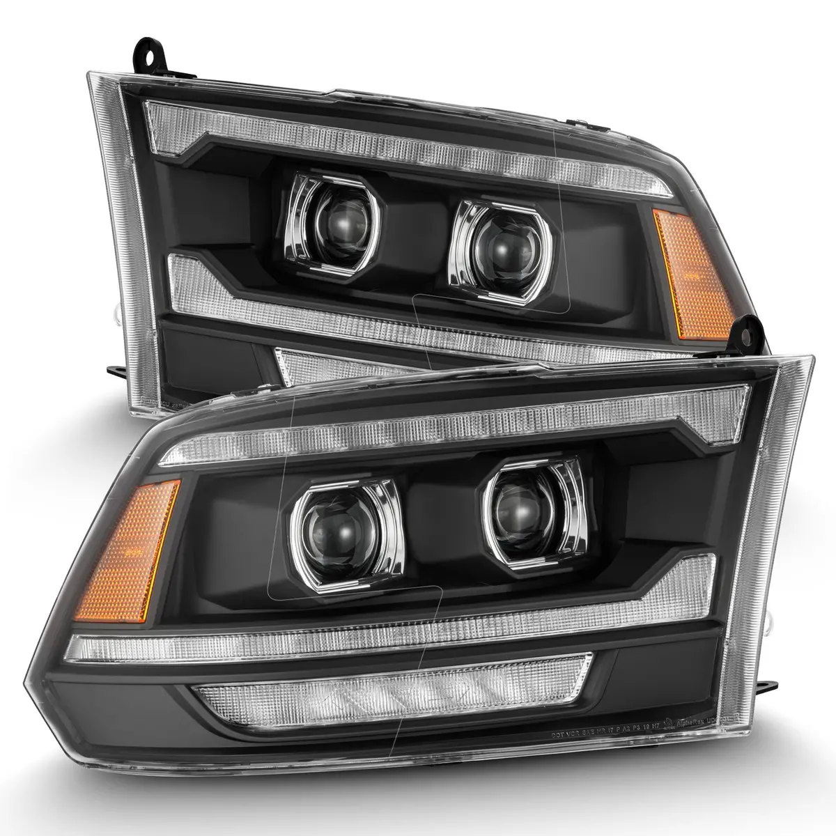 880558  -  Luxx-Series Projector Headlights 1