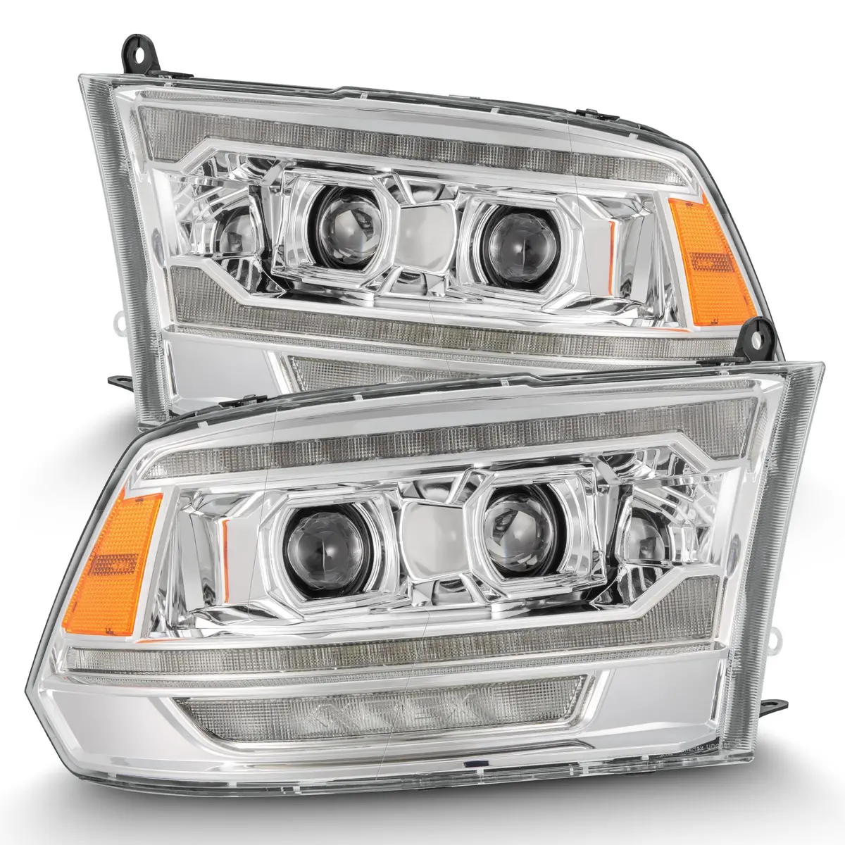 880559  -  Luxx-Series Projector Headlights 1