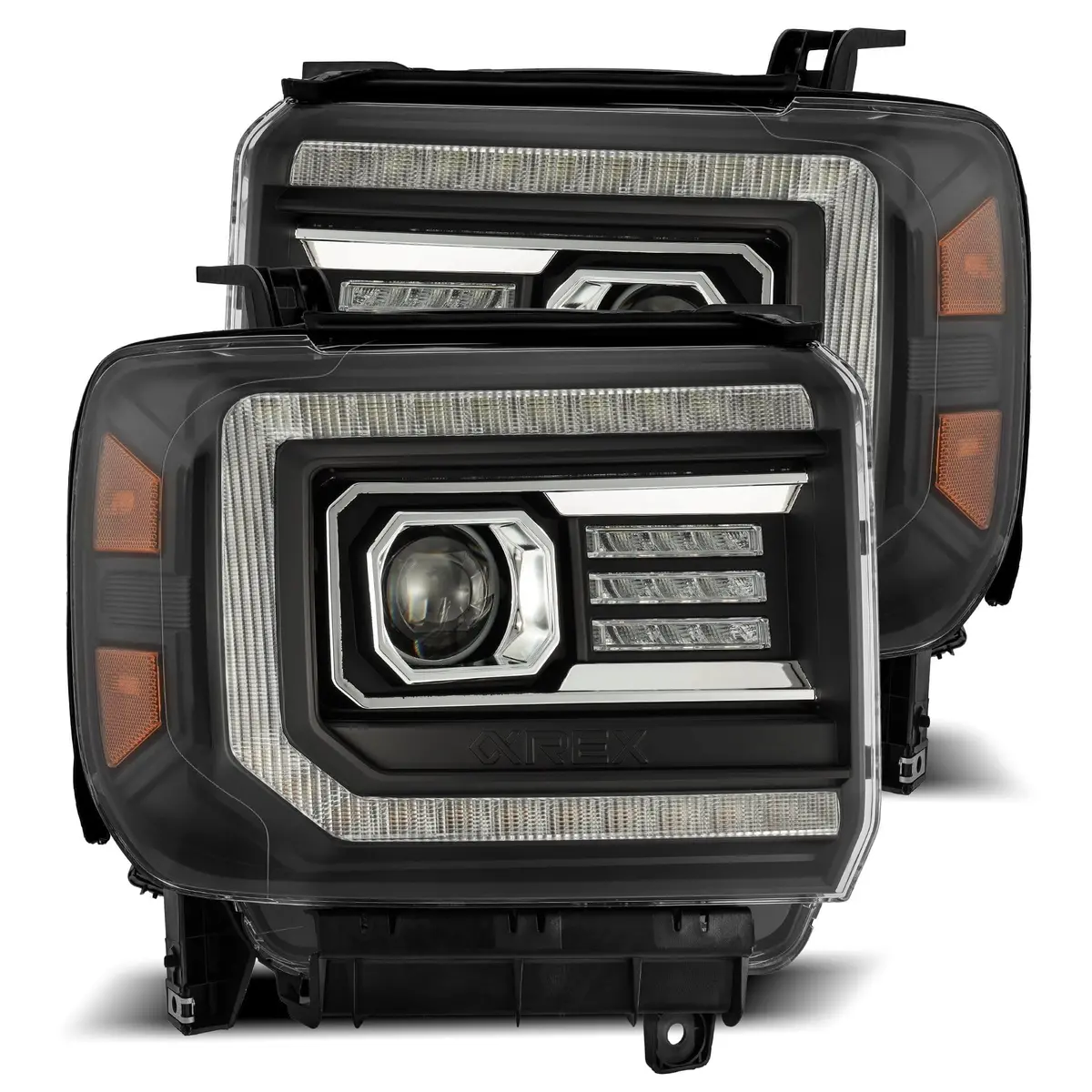 880615  -  Luxx-Series Projector Headlights 1