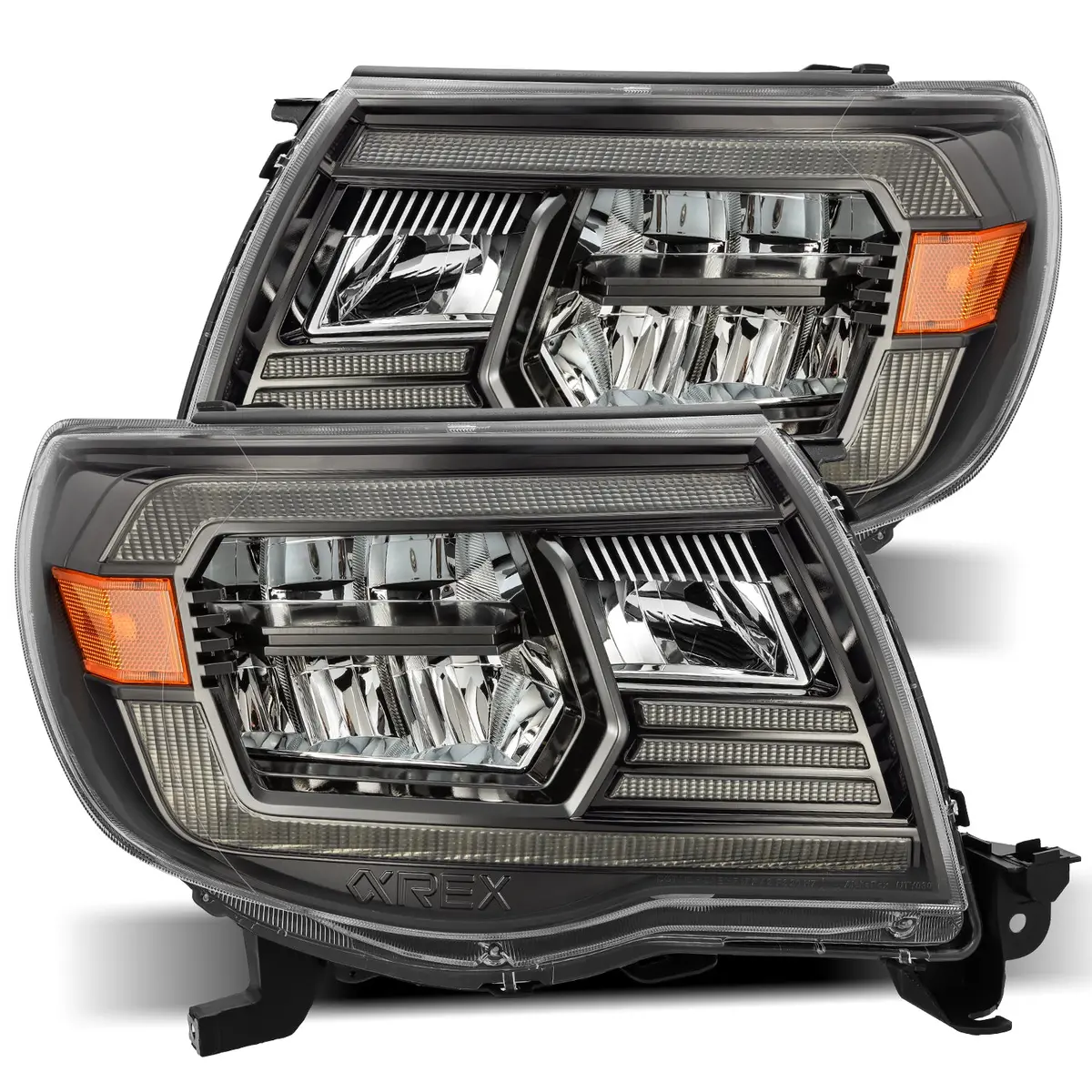 880733  -  Luxx-Series Projector Headlights 1