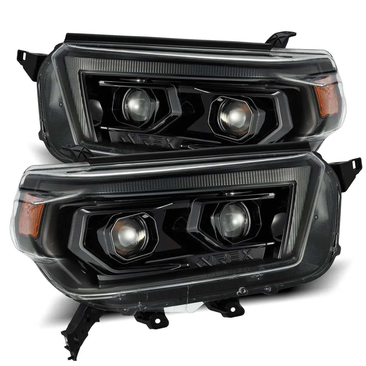 880756  -  Luxx-Series Projector Headlights 1