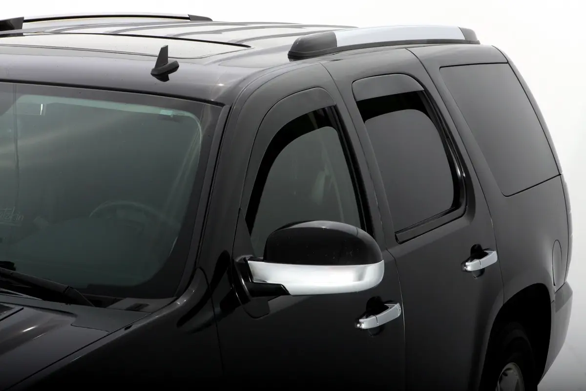 894008  -  Ventvisor Deflector; Smoke; Low Profile; Outside Mount; 4 Pc. 1