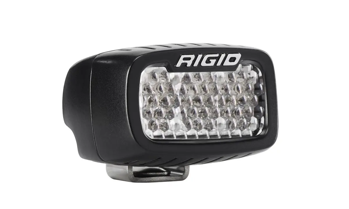 912513  -  Sr-M Series Pro, Driving Diffused, Surface Mount, Black Housing, Single 1