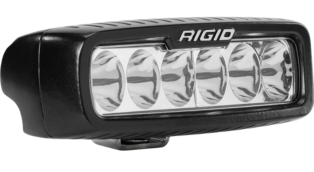 914313  -  Sr-Q Series Pro, Driving Optic, Surface Mount, Black Housing, Single 1