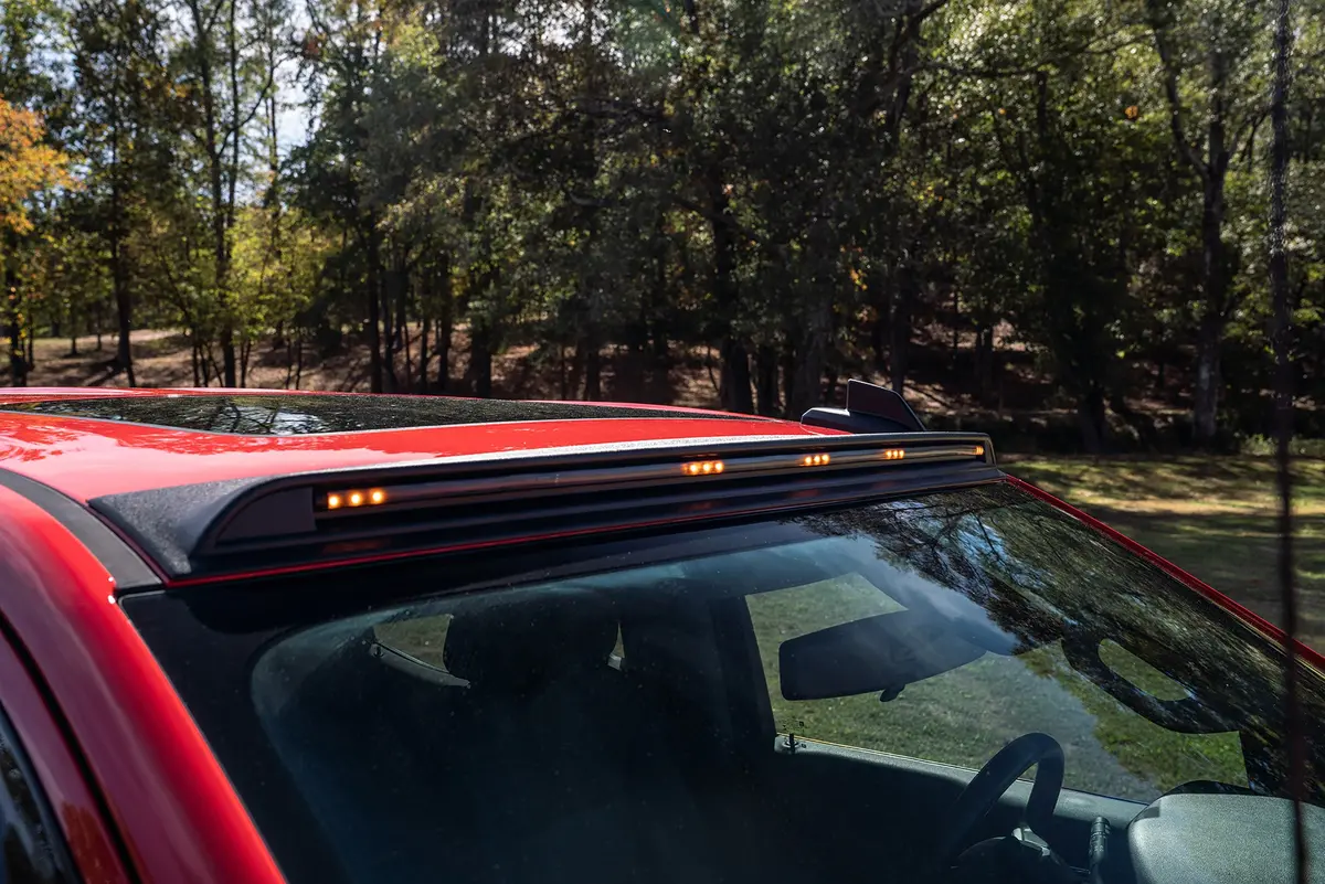 698094  -  Aerocab Marker Light With Five Amber Led Lights; Black 1