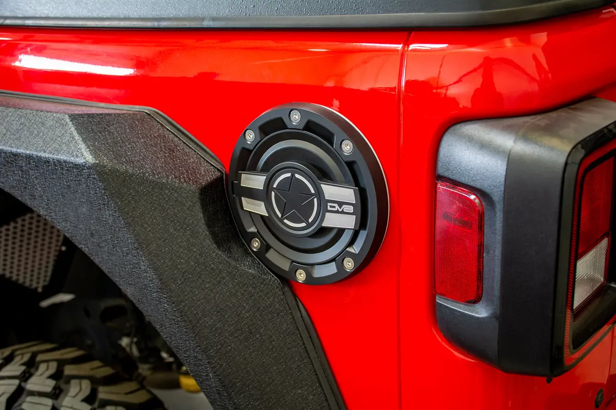D-Jl-190004-Mil  -  2018+ Jeep Jl Fuel Door 1