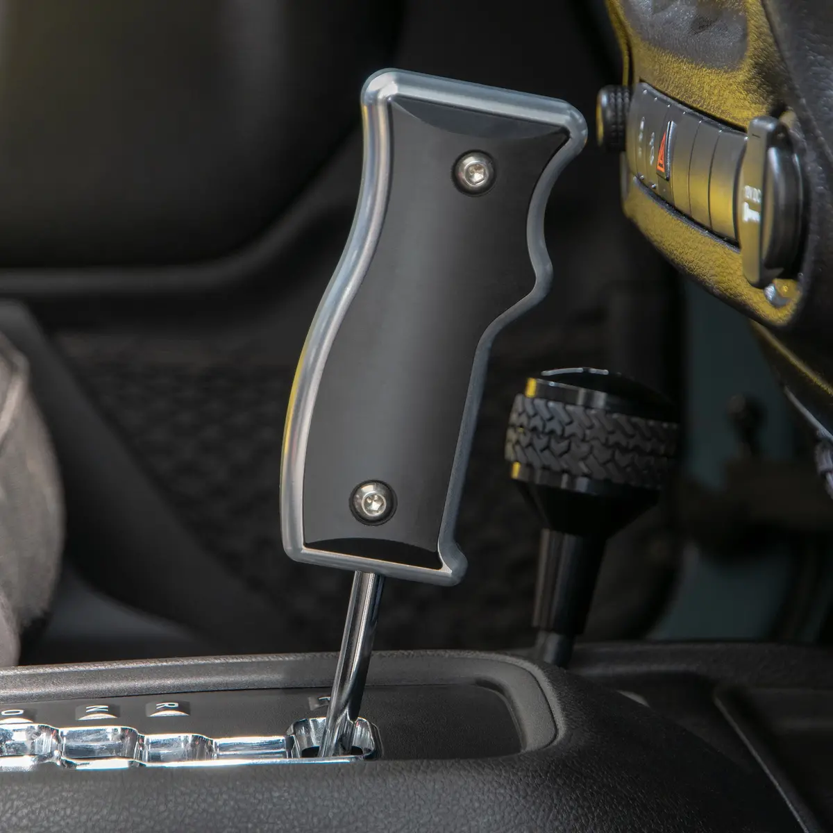 D-Jp-181101-Bl  -  11-18 Jeep Jk Pistol Grip Shift Handle; Silver 1