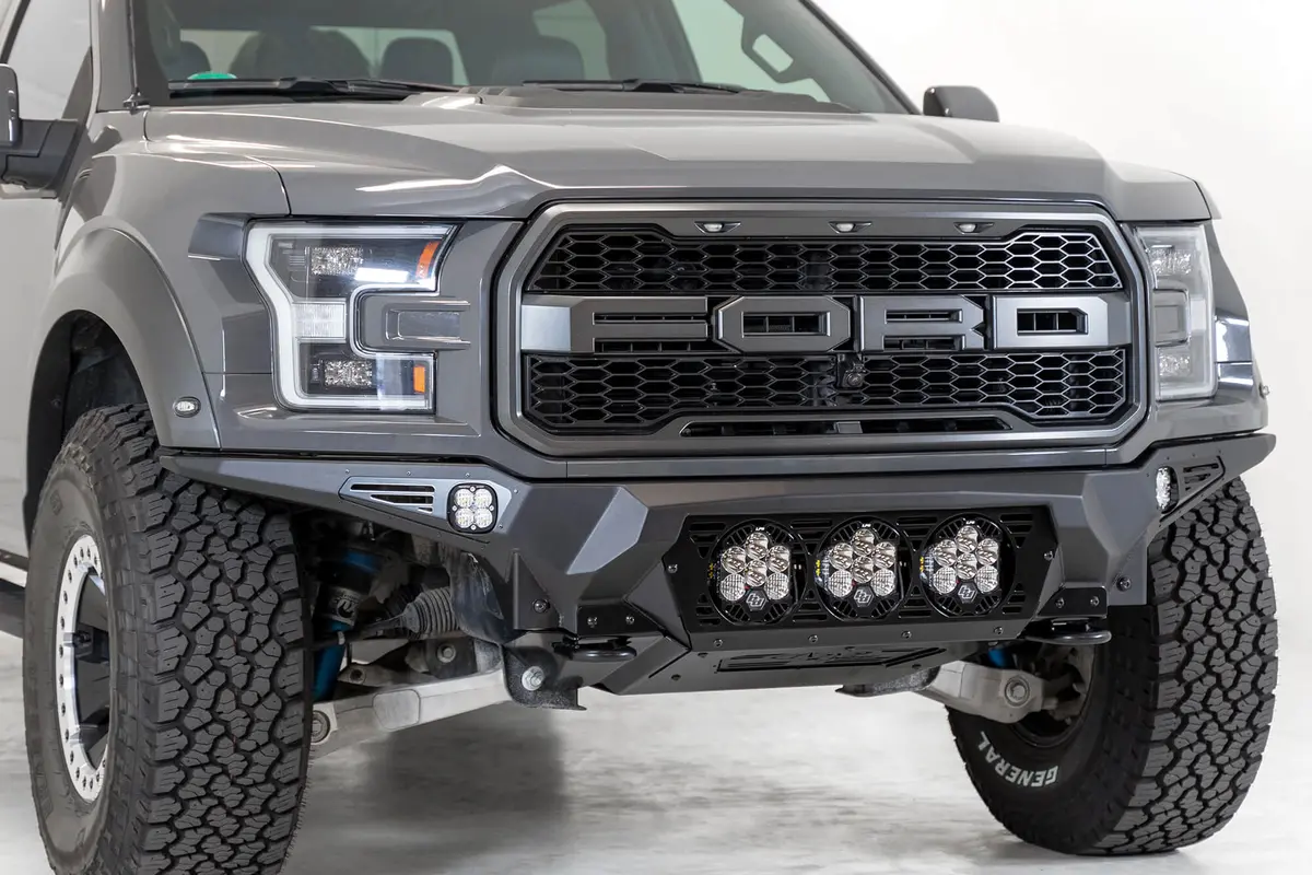 F110014100103  -  Bomber Front Bumper 1