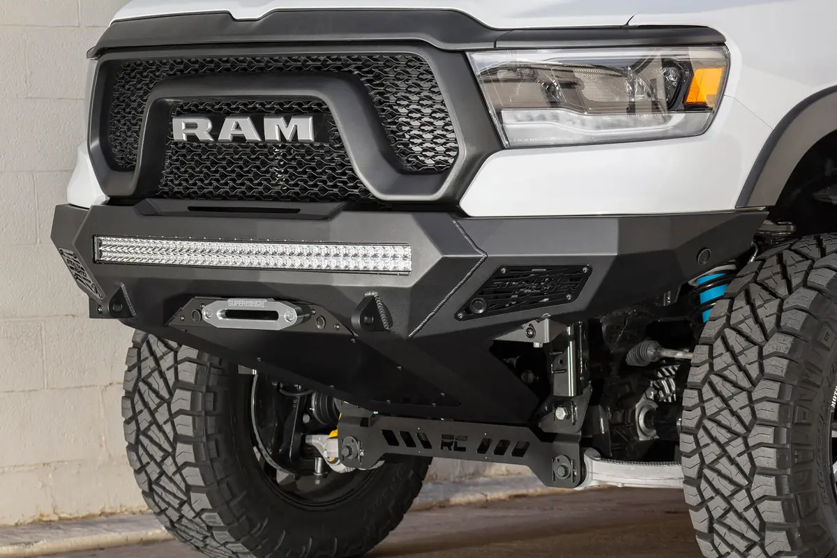 F611422770103  -  Stealth Fighter Front Bumper 1