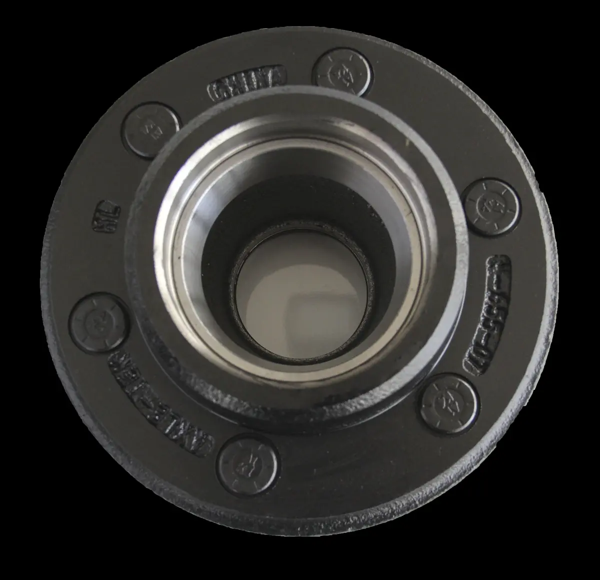 33089  -  Idler Hub 6000 Pound Capacity 6 X 5-1/2 Inch Bolt Pattern 16/18 Push-In Studs 1