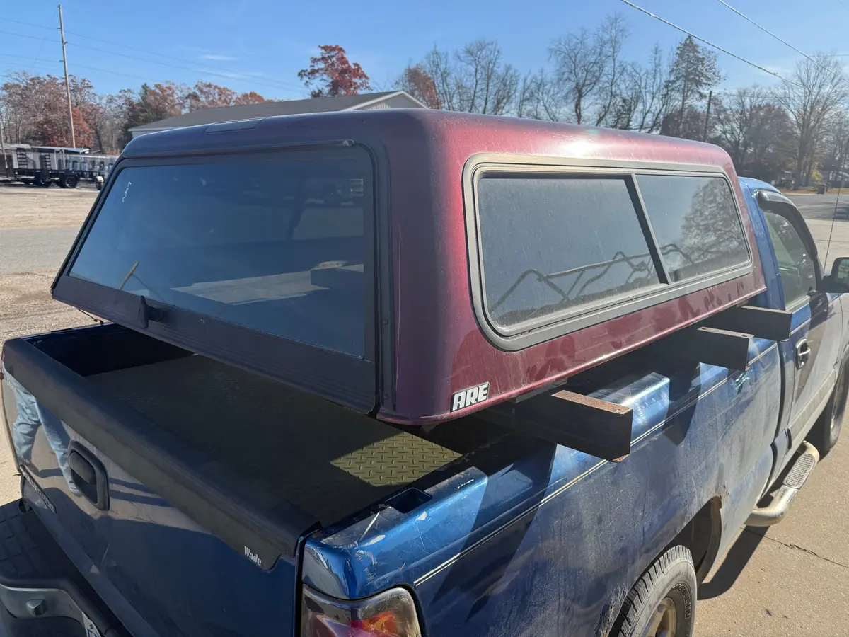 Used Chevy Silverado 07-2013 Double Cab Xc 6.5' Short Bed Used Topper Location: N-2-1  Code: Cl1114-25 1