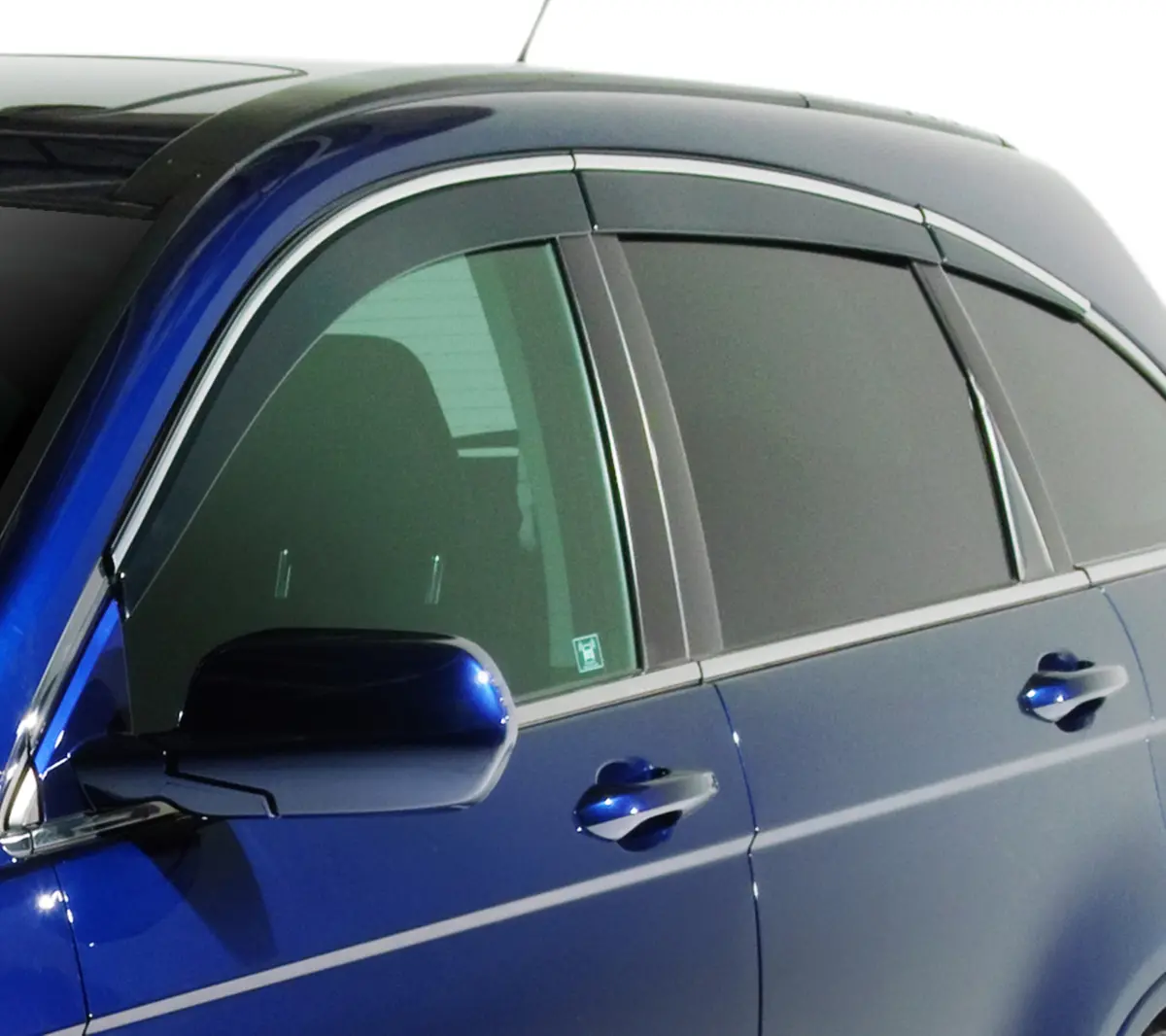 796003  -  Ventvisor Deflector; Smoke W/Chrome Trim; Low Profile; 6 Pc. 1