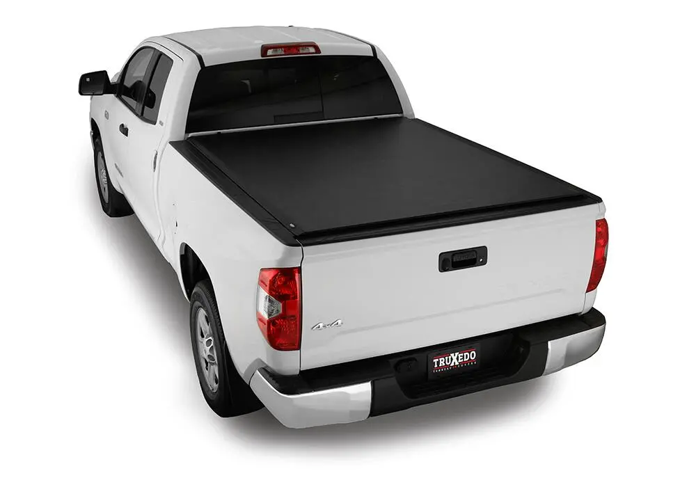 545601  -  Lo Pro Tonneau Cover - Black - 2001-2004 Toyota Tacoma Double Cab 5' Bed 1