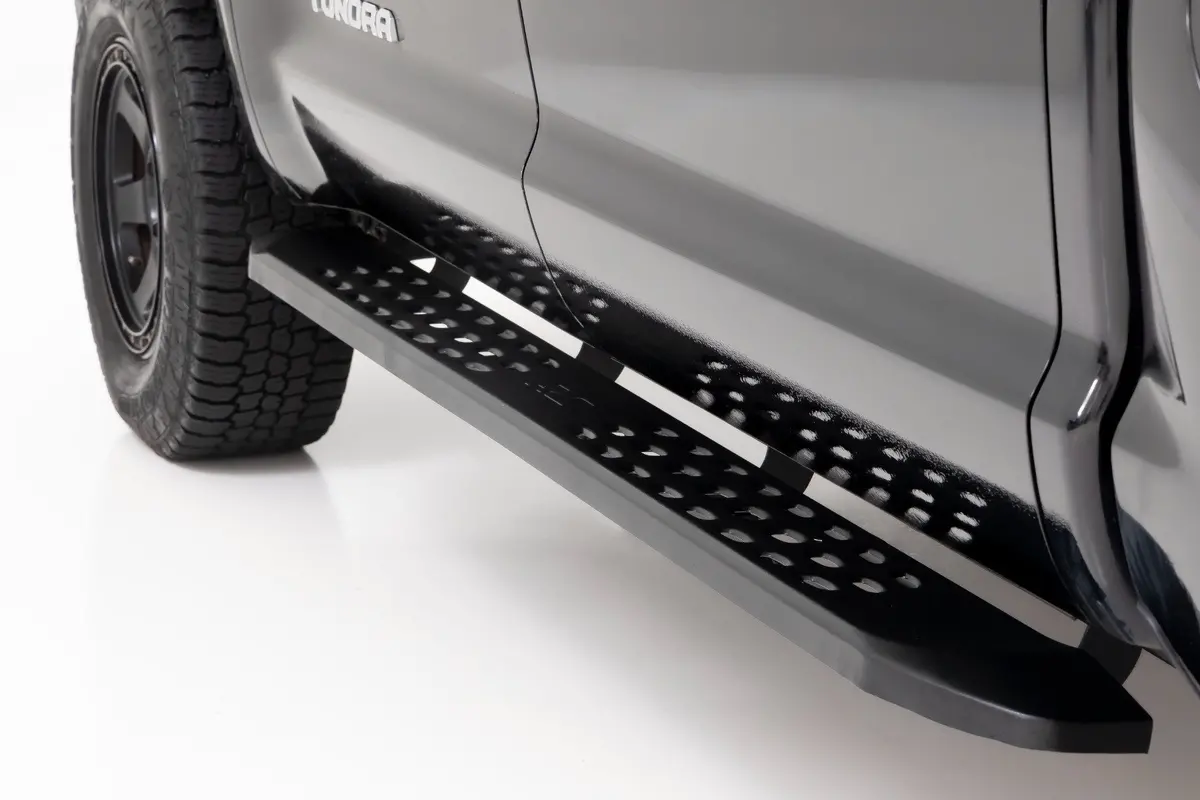 44006  -  Rpt2 Running Board - Crew Cab - Black - Toyota Tundra 2Wd/4Wd (2007-2021) 1