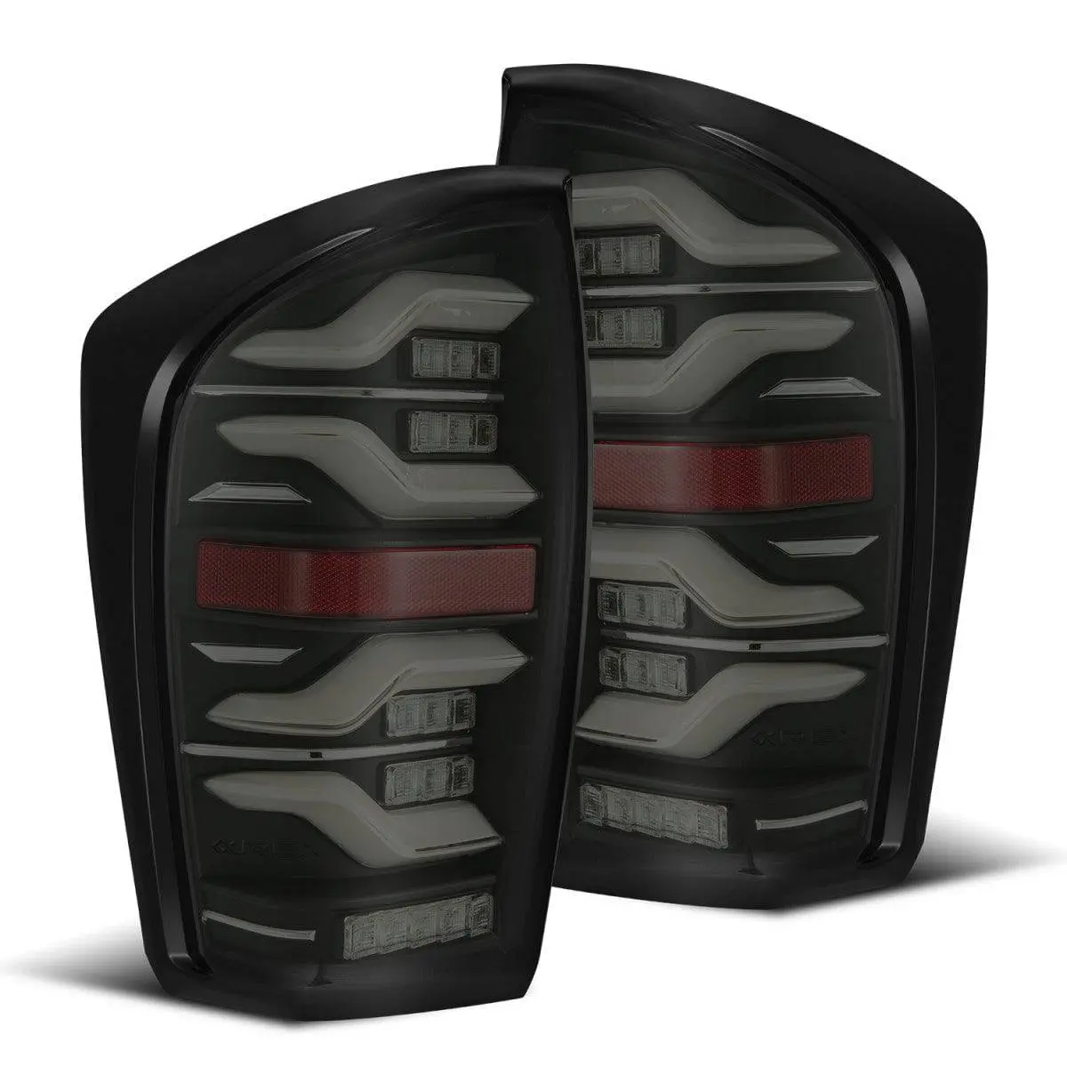 680090  -  Luxx Series Taillights 1