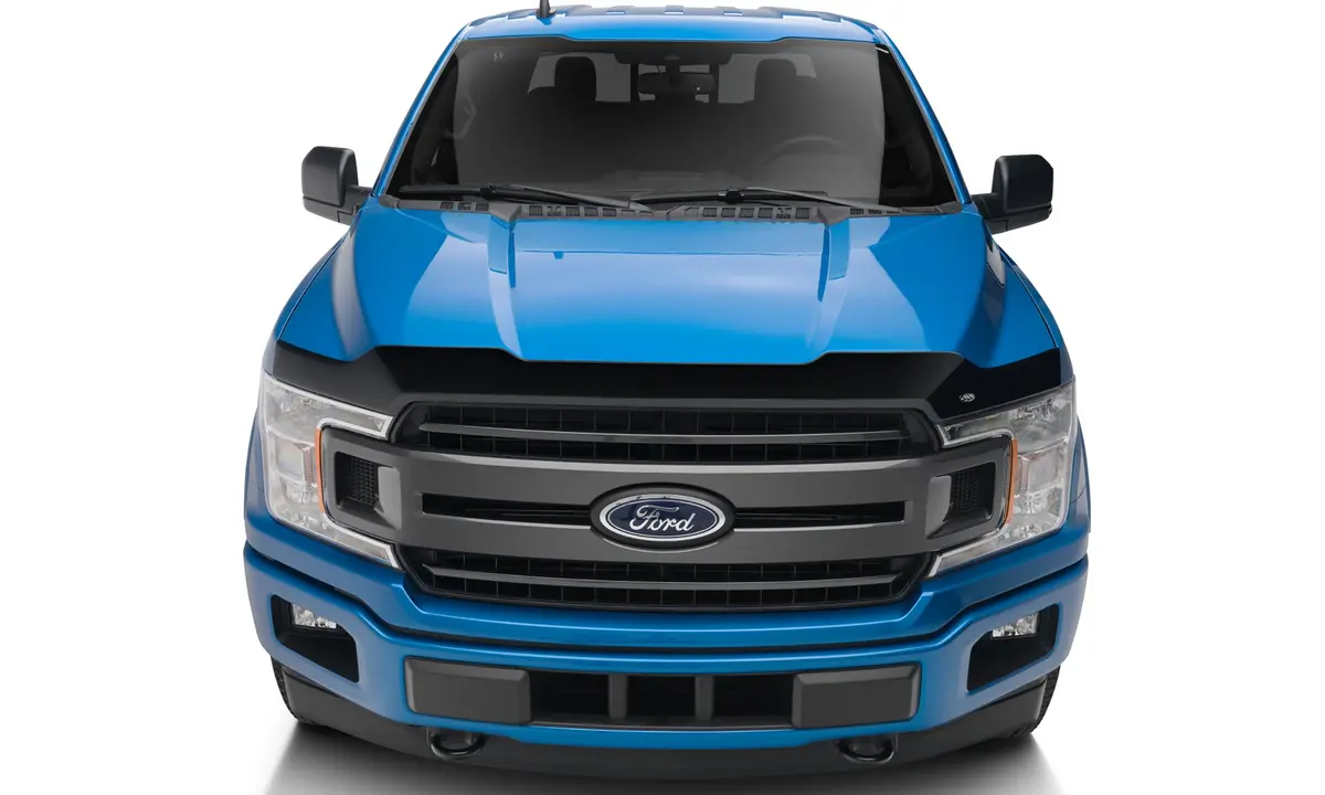 322096  -  Aeroskin Hood Protector - Smoke 1