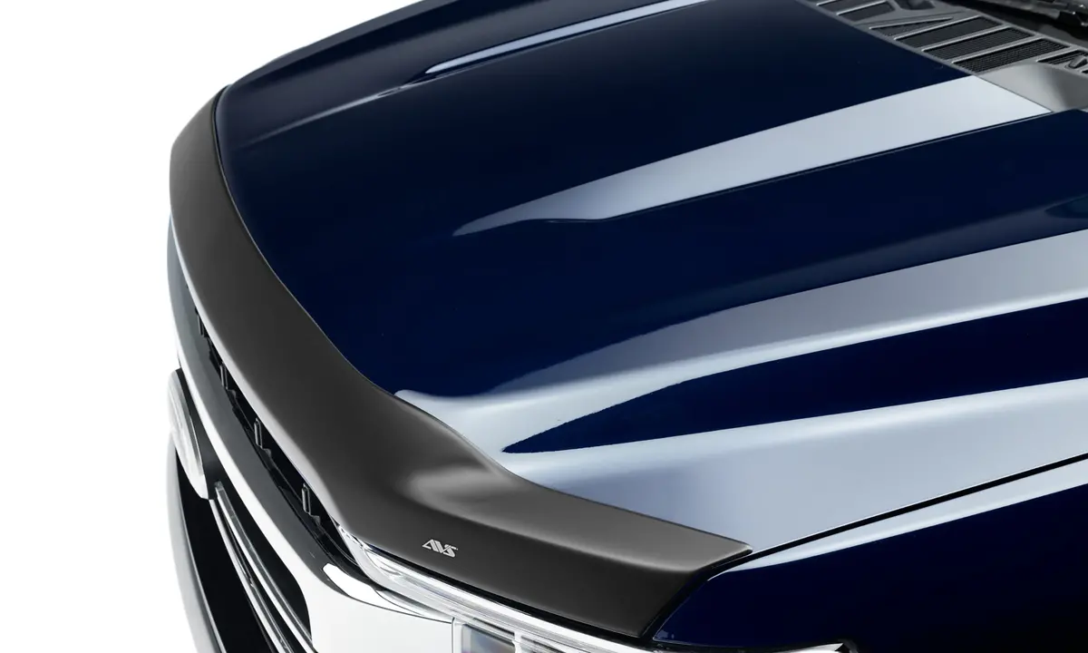 377196  -  Aeroskin Hood Protector - Matte Black 1