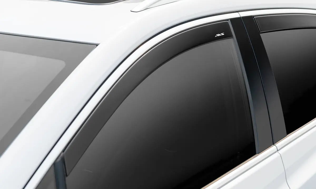 894069  -  Ventvisor Deflector; Smoke; Low Profile; Outside Mount; 4 Pc. 1