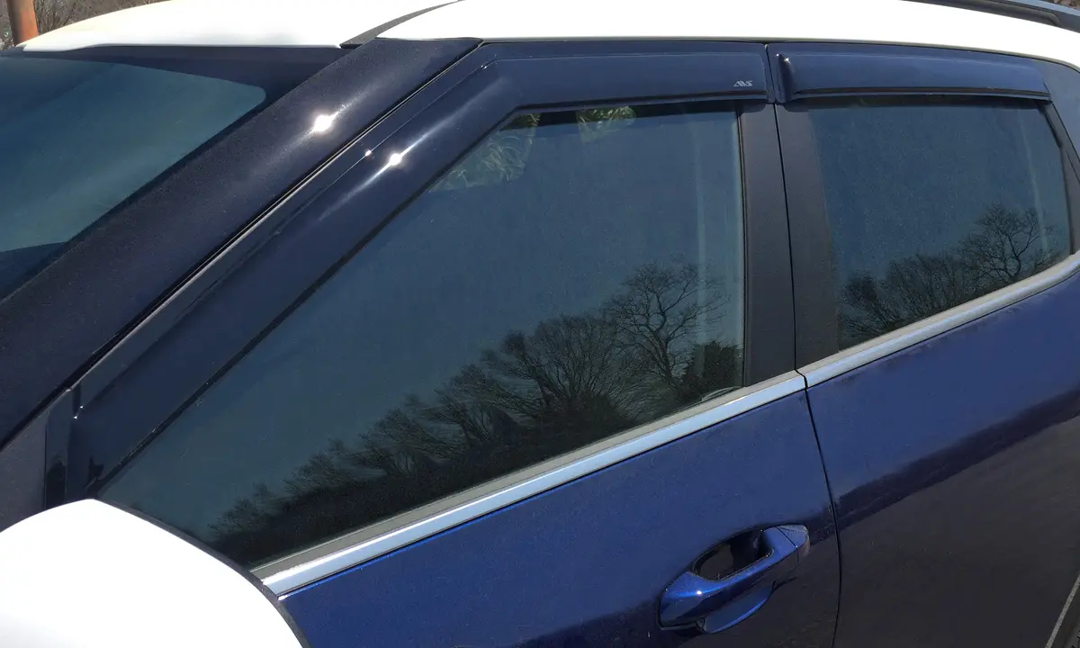 94762  -  Ventvisor Deflector; Smoke; Outside Mount; 4 Pc. 1