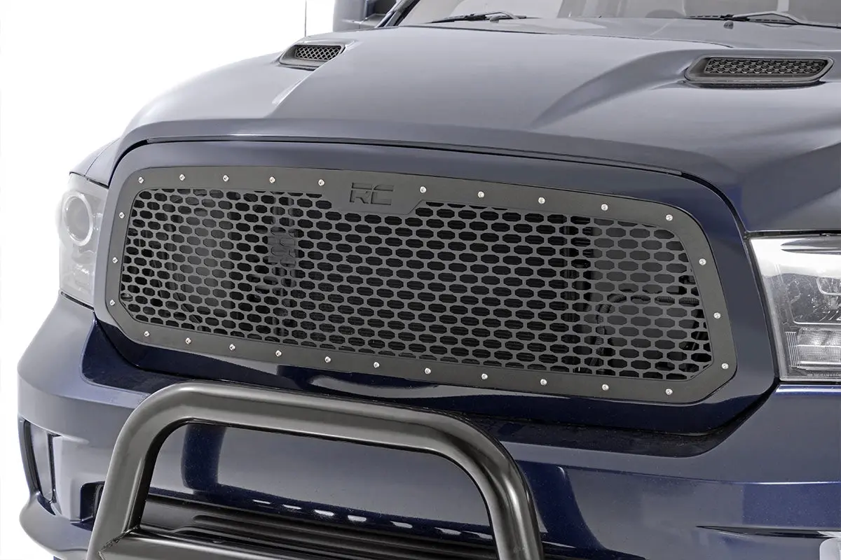 70197  -  Mesh Grille - Ram 1500 2Wd/4Wd (2013-2018 & Classic) 1