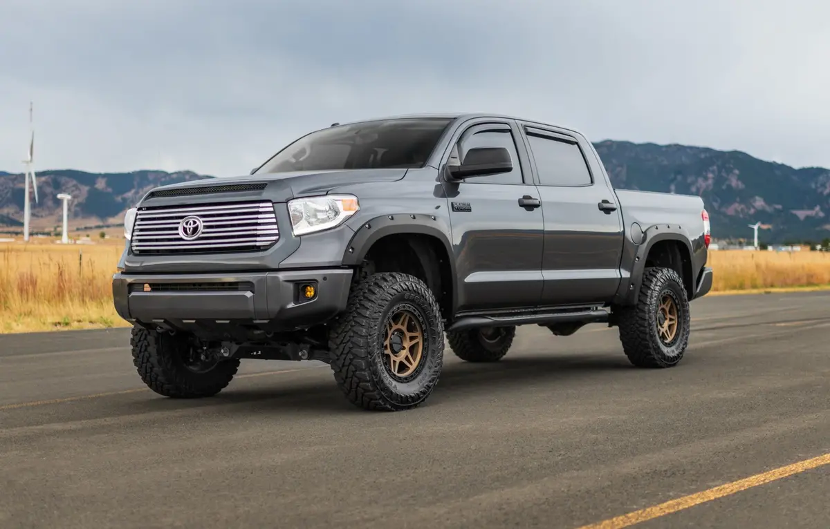 F-T11411a-202  -  Pocket Fender Flares - 6 & 8' Bed - Gloss Black - Toyota Tundra (14-21) 1
