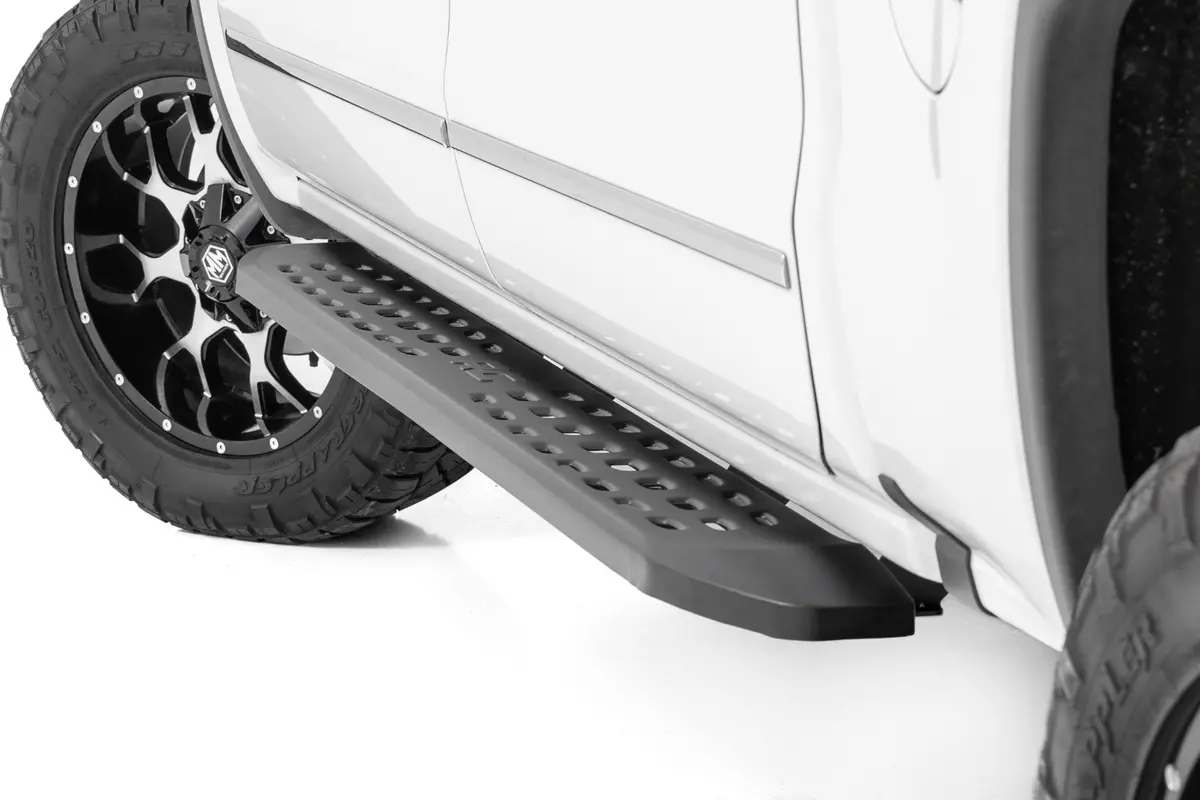 44001  -  Rpt2 Running Boards - Crew Cab - Chevy/Gmc 1500/2500Hd/3500Hd (07-18 & Classic) 1