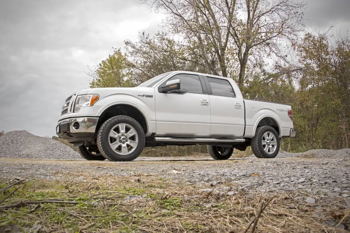 568Red - 2 Inch Leveling Kit - Red - Ford F-150 2Wd/4Wd (2009-2013) 2