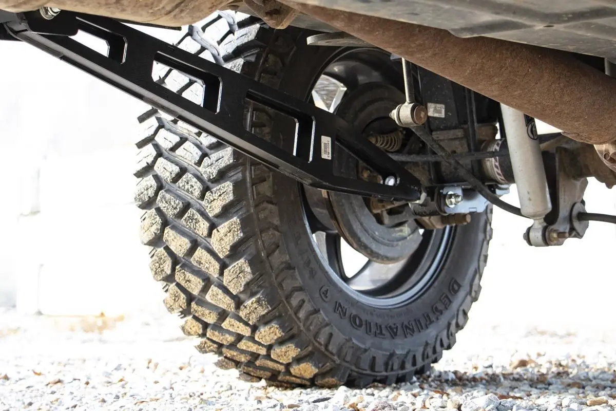 51003 - Traction Bar Kit - Inverted U-Bolts - 0-6 Inch - Ford F-250 Super Duty (08-16) 2