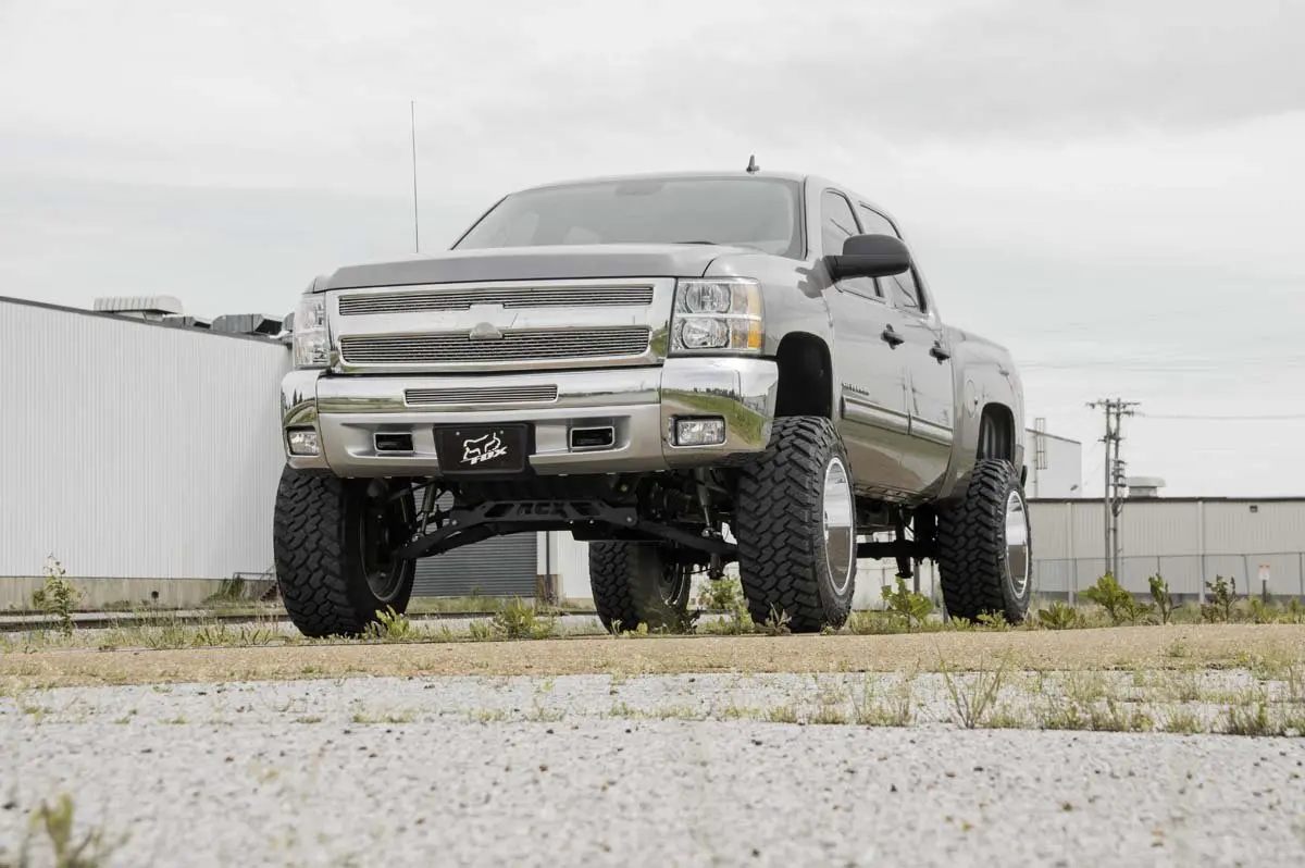 26440  -  7.5 Inch Lift Kit - M1 Struts/M1 - Chevy/Gmc 1500 (07-13) 1