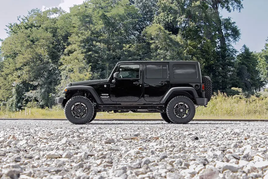 67940 - 2.5 Inch Lift Kit - Coils - M1 - Jeep Wrangler Unlimited 2Wd/4Wd (2007-2018) 2