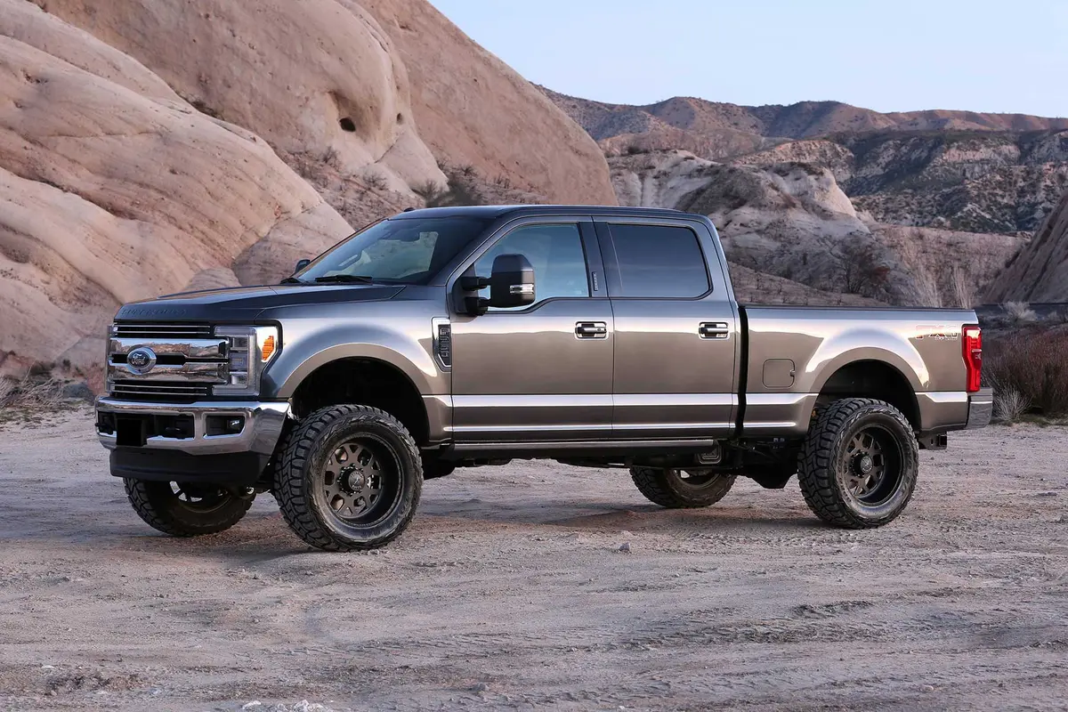 K2291dl - 4" Rad Arm Sys W/Coils & 2.25 Dl Resi Frt And Dl Rr Shks 17-21 Ford F250/350 4Wd 2