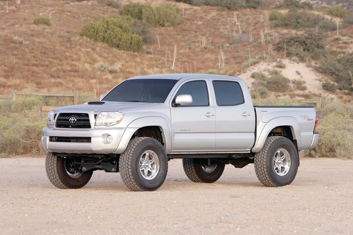 K7019 - 6" Basic Sys W/Perf Shks 05-14 Toyota Tacoma 4Wd/ 2Wd 6 Lug Models Only. 2