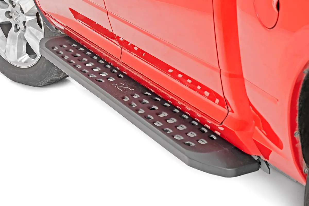 44003  -  Rpt2 Running Boards - Crew Cab - Black - Ram 1500 2Wd/4Wd (2010-2018 & Classic) 1