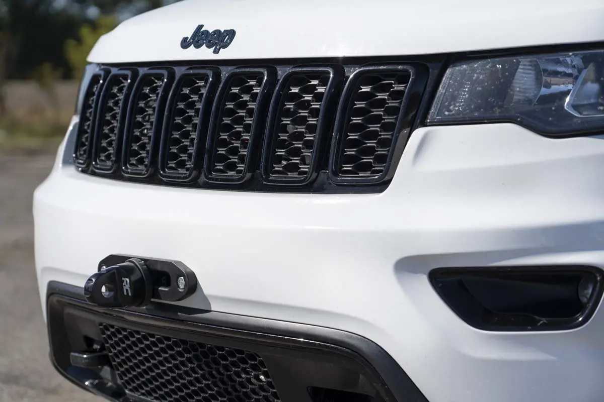 10602  -  Hidden Winch Mount - Jeep Grand Cherokee Wk2 4Wd (2014-2020) 1